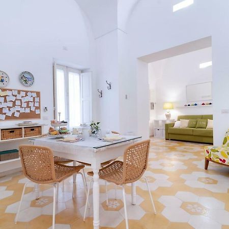 Li Frati Casa Vacanze Лече Екстериор снимка